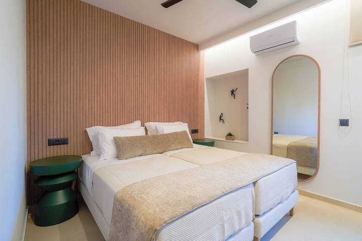 Veneto Luxury Residence with pool in Venerato, Crete in Iraklio-Heraklion en omgeving