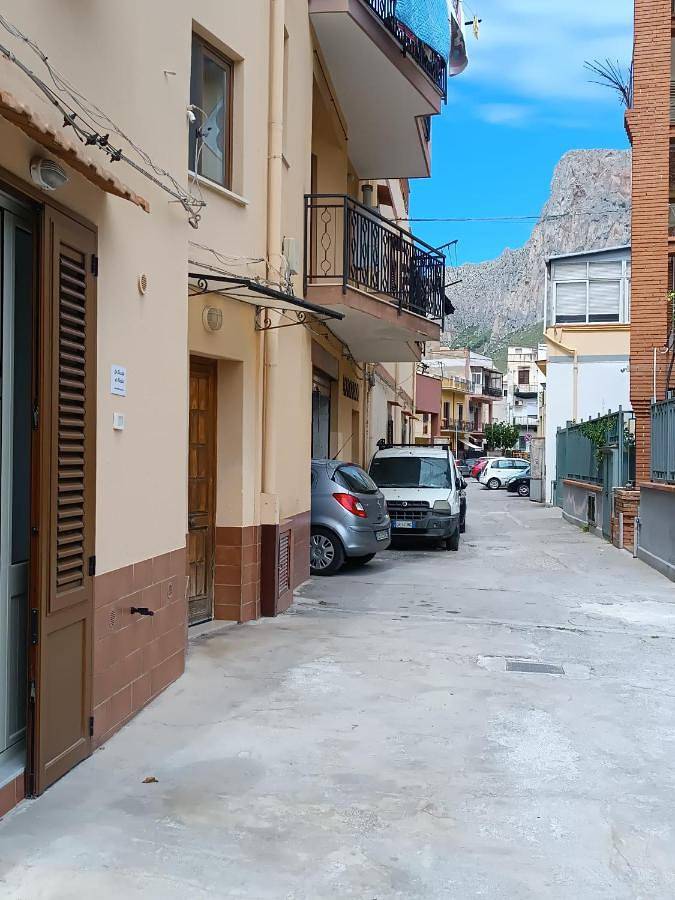 Location de vacances pour 5 personnes, avec jardin et vue à Sferracavallo - 4