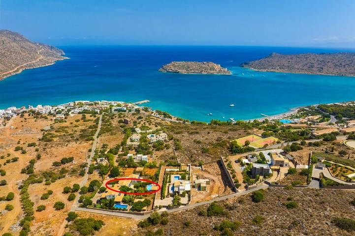 Location de vacances pour 8 personnes, avec jardin et vue sur l’océan à Agios Nikolaos - 2