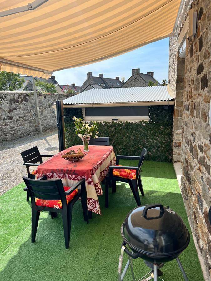 Gîte pour 4 personnes, avec terrasse à Le Vivier-sur-Mer - 4