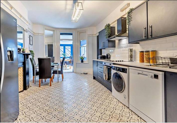 Casa de vacaciones para 16 personas, con jardín - 1