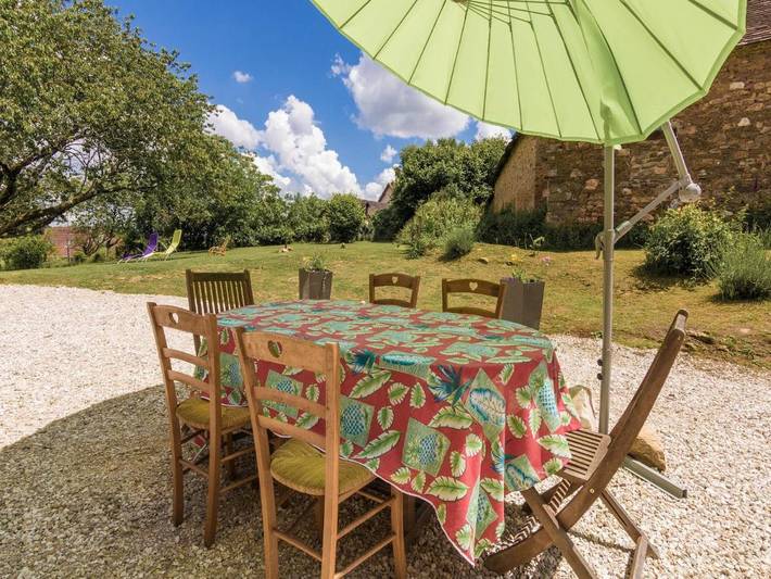 Location de vacances pour 4 personnes, avec Terrasse ainsi que Jardin et Piscine à Saint-Priest-les-Fougères - 4