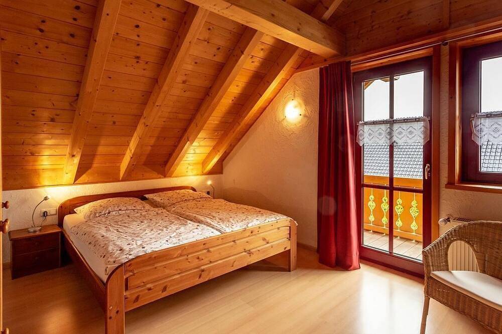 Ganze Wohnung, Ferienhaus Linden - Ferienhaus Linden bis 4 Personen -Nichtraucher- in Blankenheim, Naturpark Hohes Venn-Eifel