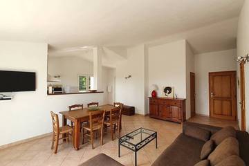 Villa pour 8 Personnes dans Figari, Arrondissement de Sartène, Photo 4