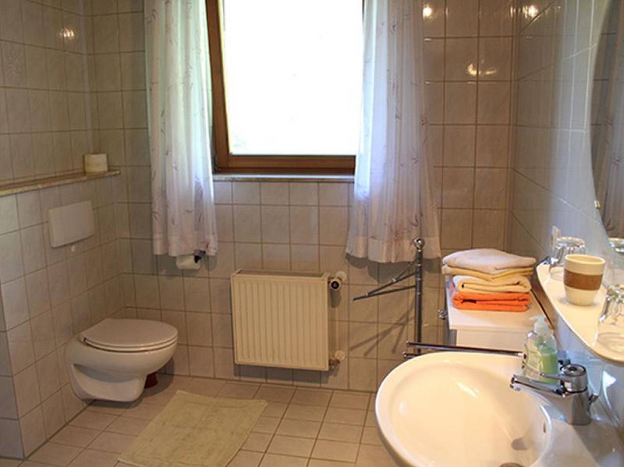 Ganze Wohnung, Ferienwohnung 'D' mit Balkon und Wi-Fi in Alb-Donau-Kreis