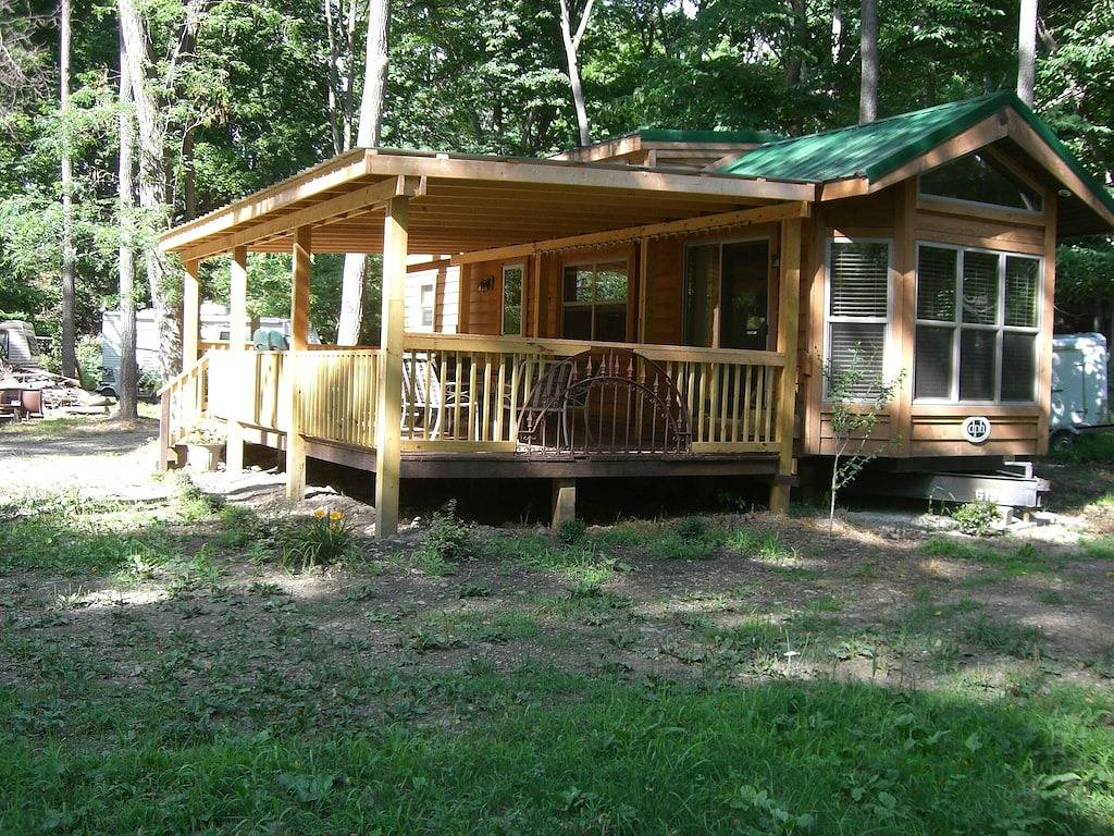 \"Butternut Camp\" - in Wäldern in Seneca Lake