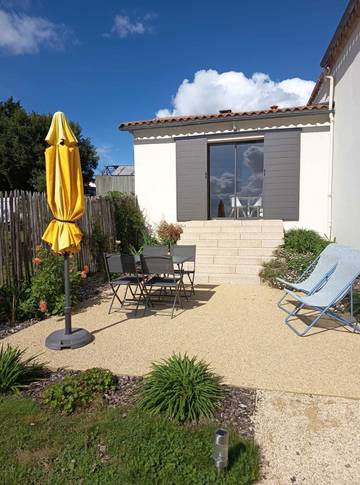 Gîte pour 4 personnes, avec terrasse et jardin à La Gaubretière