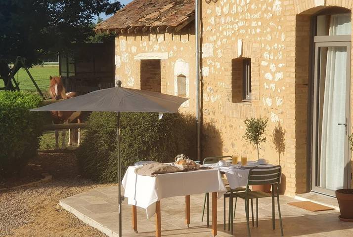 Location de vacances pour 2 personnes, avec vue et jardin à Mansigné - 3