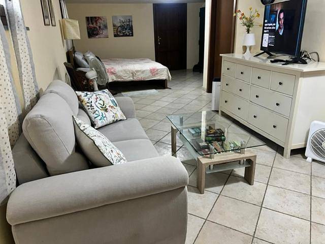 Basement apartment in holiday home in Cecina, Côte des Étrusques