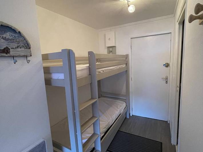 Gîte pour 4 personnes, avec balcon dans Station du Lioran - 2