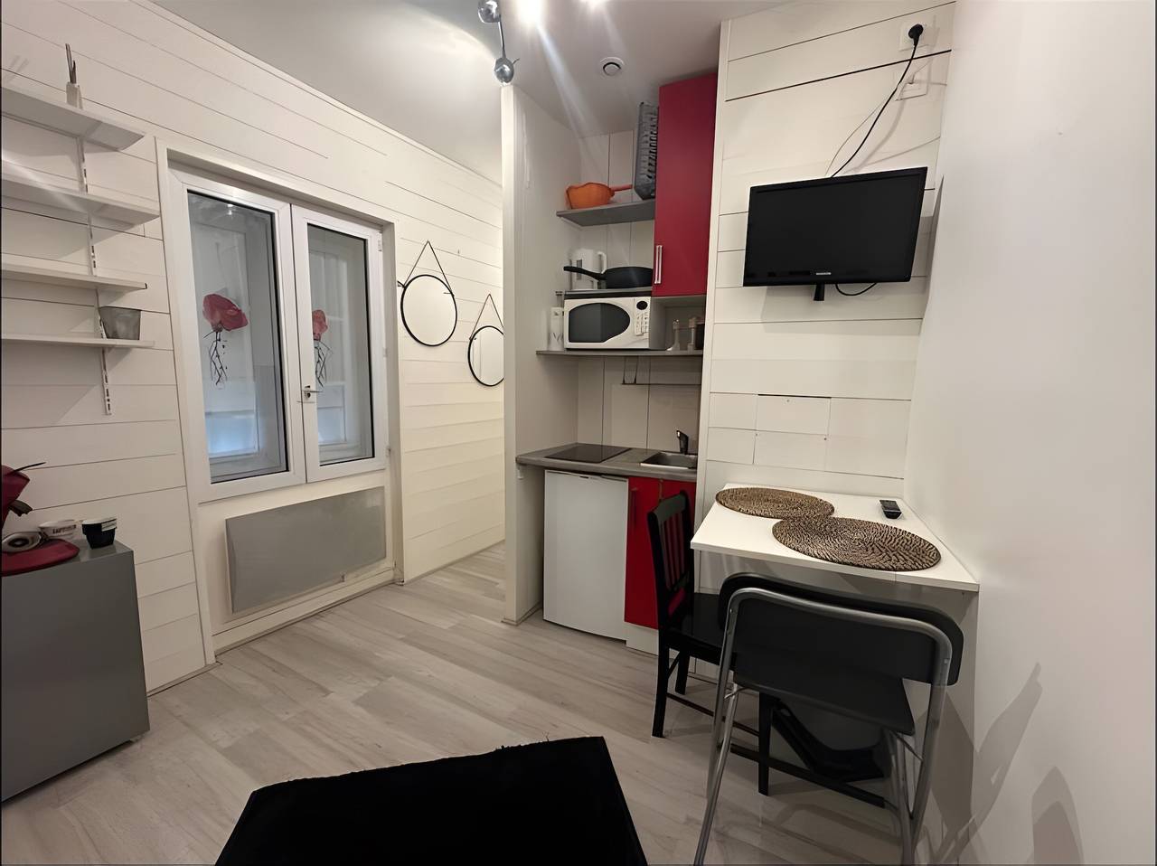 Appartement entier, Studio City-Stop À 1 min du Port et des Franco in La Rochelle, Région de La Rochelle