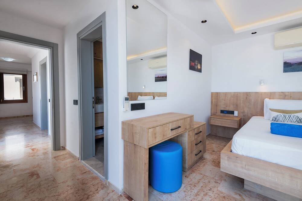 Villa mit eigenem Infinity-Pool und atemberaubendem Meerblick in Kaş, Saklıkent