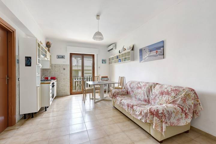 Appartamento per 4 persone, con Balcone a Nettuno
