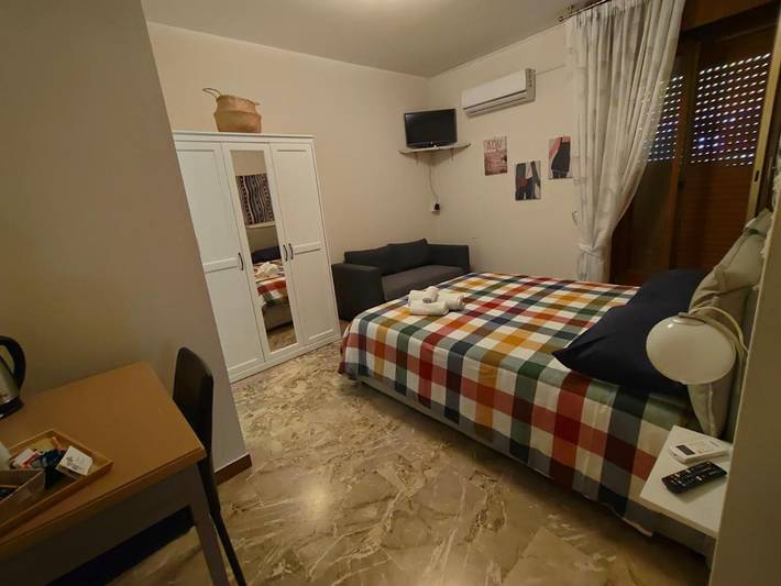 Maison d’hôte pour 3 personnes, avec vue et terrasse, animaux acceptés dans Finale Ligure - 2