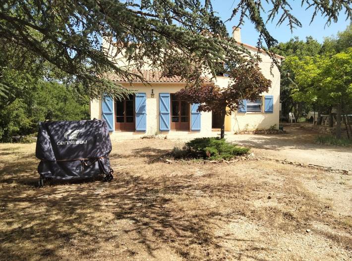 Location de vacances pour 6 personnes, avec terrasse et jardin à Plan-d'Aups-Sainte-Baume - 2