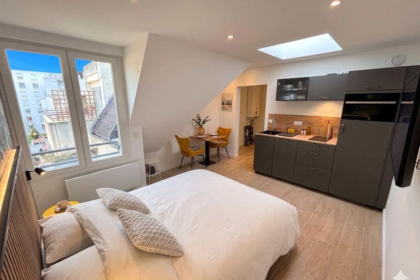Apartamento entero, Modern Studio: Comfort & Style in Schiltigheim, Región de Estrasburgo