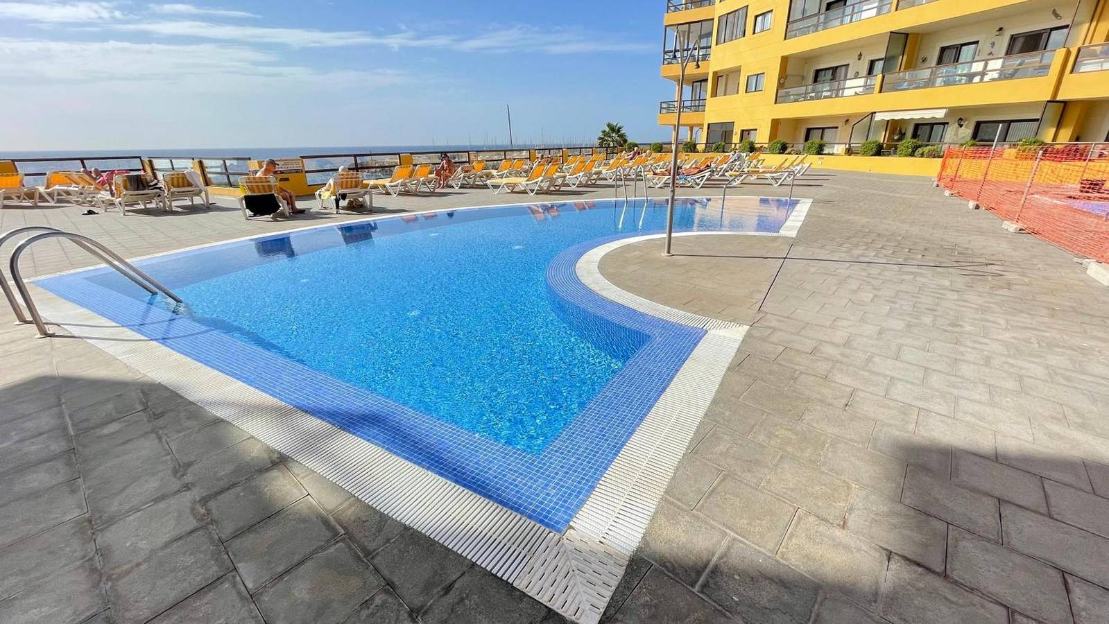 Ganze Wohnung, Ferienwohnung 'Ocean Golf San Miguel' mit Meerblick, Gemeinschaftspool und Wi-Fi in Las Adelfas, San Miguel de Abona
