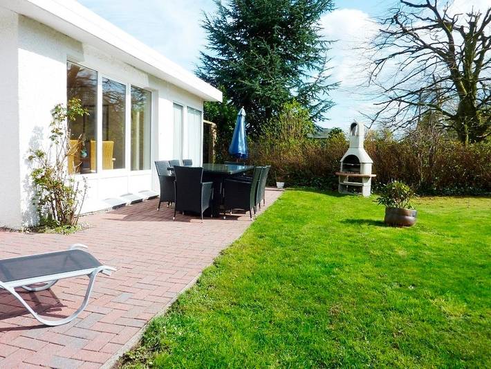 Ferienhaus für 7 Personen, mit Pool und Terrasse sowie Garten in Grömitz - 4