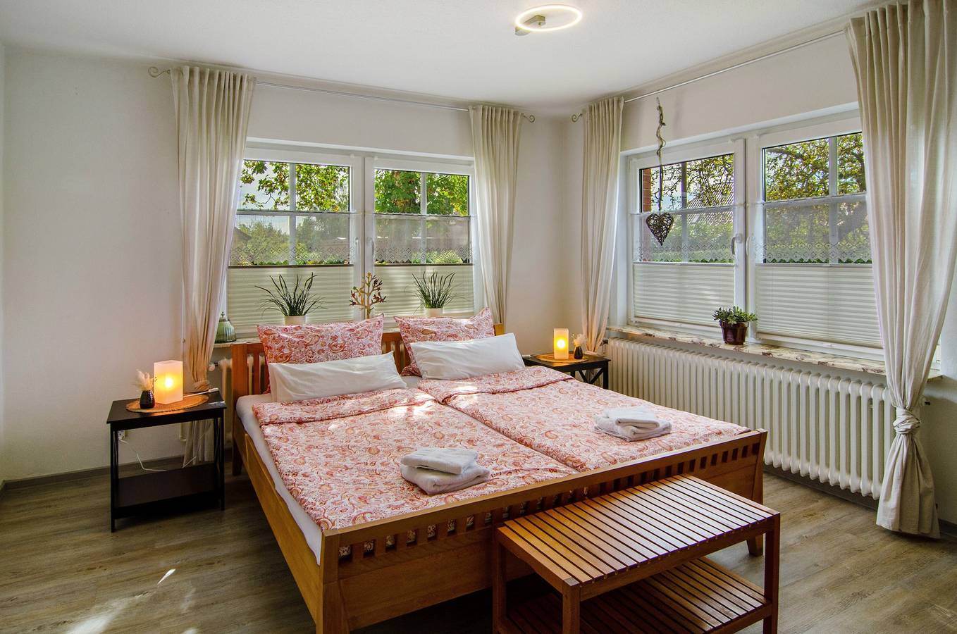 Appartement entier, Appartement "Haus Scheve" avec terrasse privée, jardin privé et Wi-Fi in Rhauderfehn, Nordseeküste