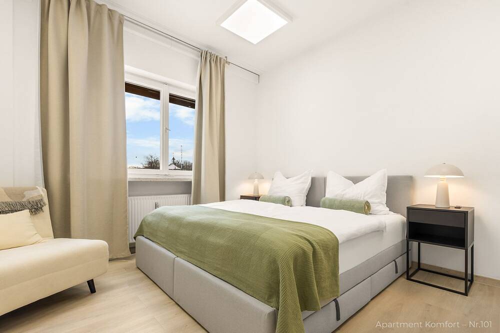 Ganze Wohnung, Großes Apartment mit 150qm für Gruppen im Zentrum in Bad Aibling, Landkreis Rosenheim