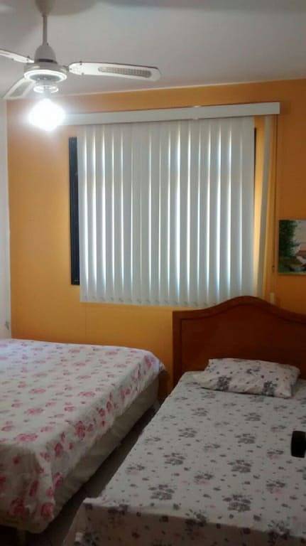 Ed O Mar Prata 03 Bedrooms Beachfront Guarapari with 2 parking spaces in Guarapari, Região Metropolitana da Grande Vitória