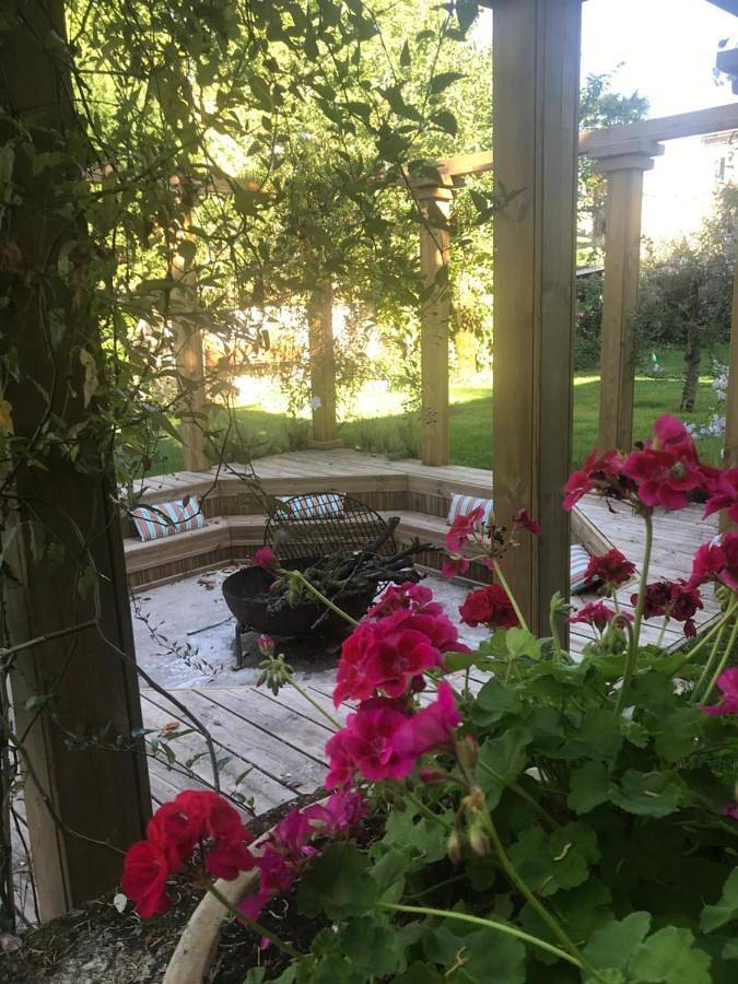 Gîte pour 5 personnes, avec piscine ainsi que jardin et terrasse, animaux acceptés à Sainte-Foy-la-Grande - 2