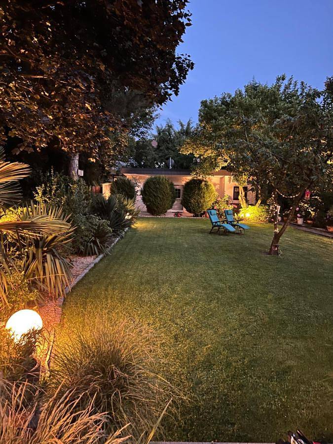 Ferienhaus für 2 Personen, mit Ausblick und Garten in Meerbusch