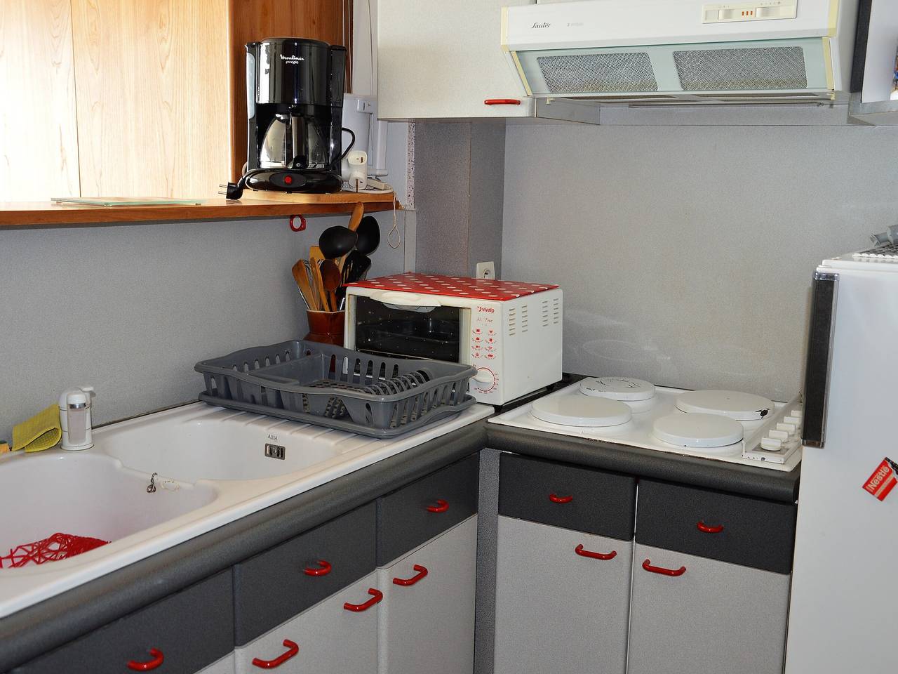 Studio entier, Studio Confortable pour 3 près Plage, Parking, Cuisine équipée in Saint-Jean-de-Monts, Vendée