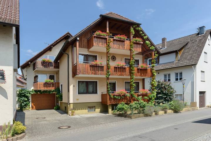 Ferienwohnung für 3 Personen, mit Balkon und Garten sowie Seeblick in Obersee (Bodensee) - 2