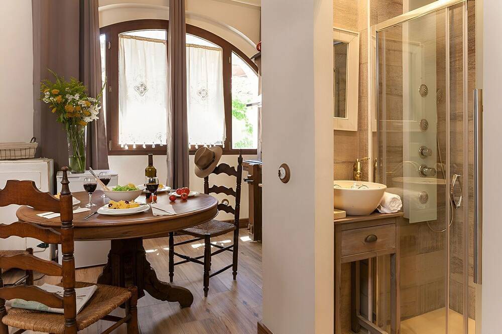 Apartament amb llar de foc, 10 m. de la platja in Ventalló, Alt Empordà