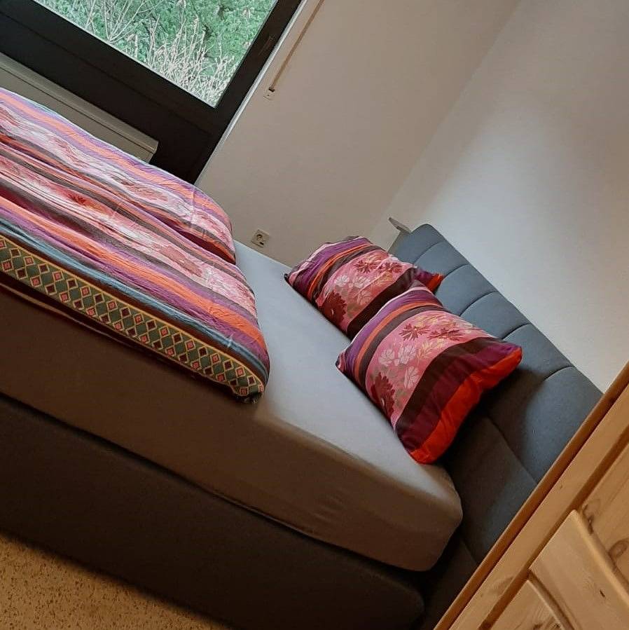 Ganze Wohnung, Ferienwohnung Waldblick Winterberg - Ferienwohnung Waldblick mit herrlichem Panoramablick und großzügiger Sonnenterrasse in Niedersfeld, die Mittelgebirge