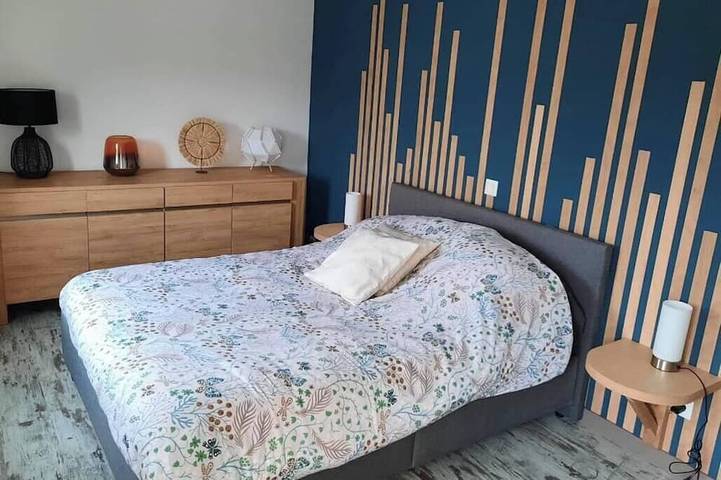 Location de vacances pour 19 personnes à Gémozac - 2