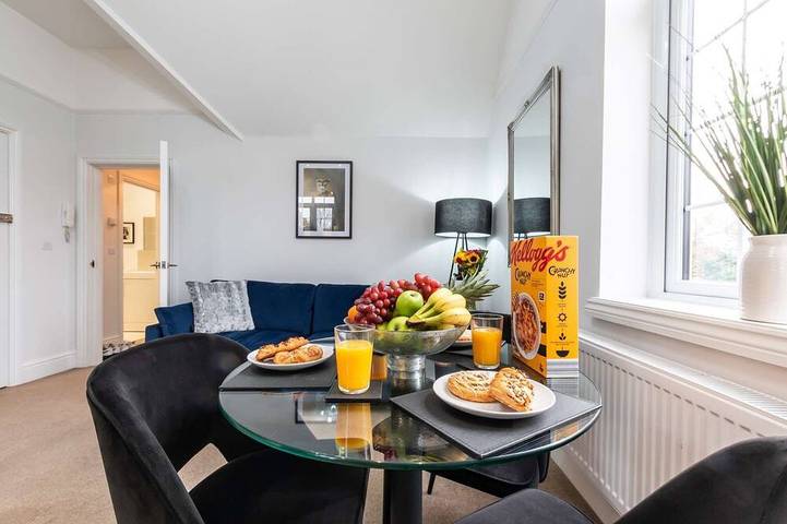 Holiday rental for 3 people, with hot tub in Southampton