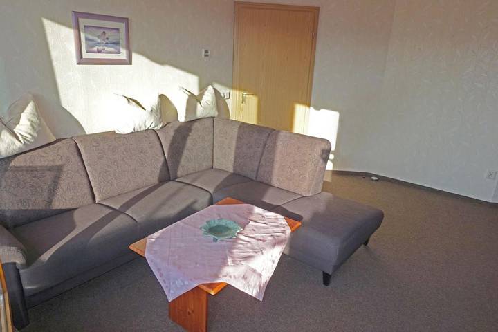 Ferienwohnung für 4 Personen, mit Terrasse und Sauna sowie Ausblick in Saalfeld - 2