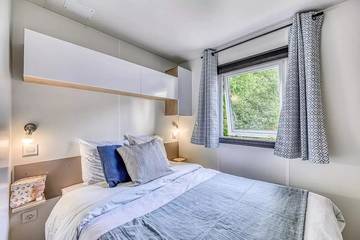 Camping pour 4 Personnes dans Parentis-en-Born, Côte d’Argent, Photo 1