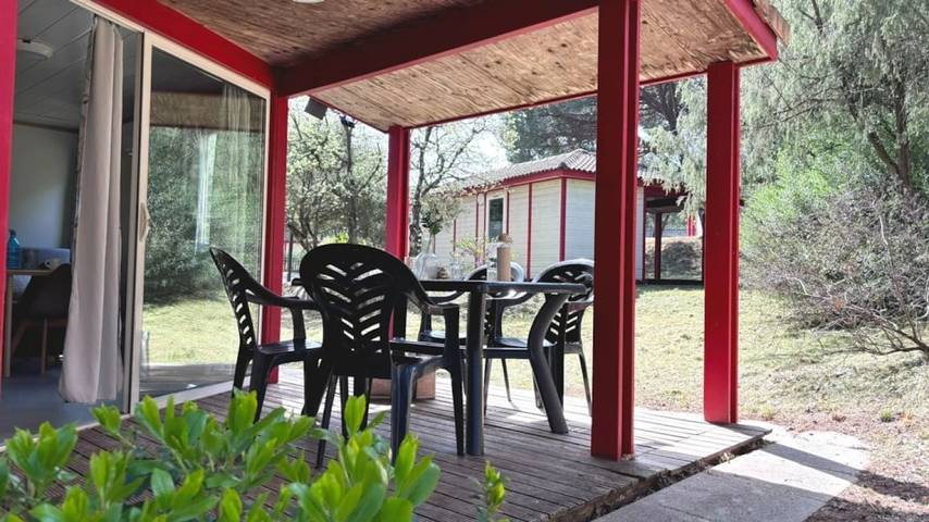 Gîte pour 4 personnes, avec bassin pour enfant ainsi que piscine et jacuzzi à Le Muy - 4