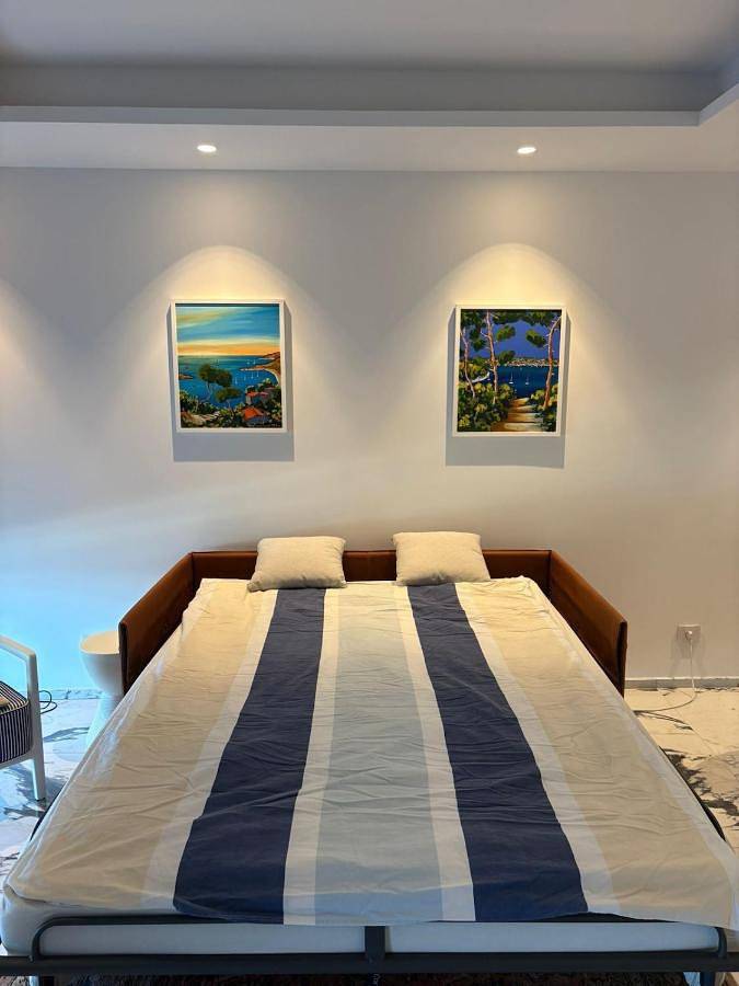 Appartement entier, One-Bedroom Apartment in Cannes, Côte méditerranéenne (France)