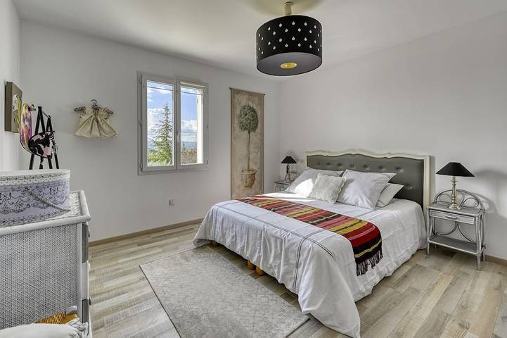 Location de vacances pour 8 personnes, avec jardin et terrasse à Villelaure - 3