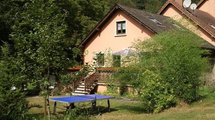 Gîte pour 6 personnes, avec terrasse et jardin, animaux acceptés à Hanviller