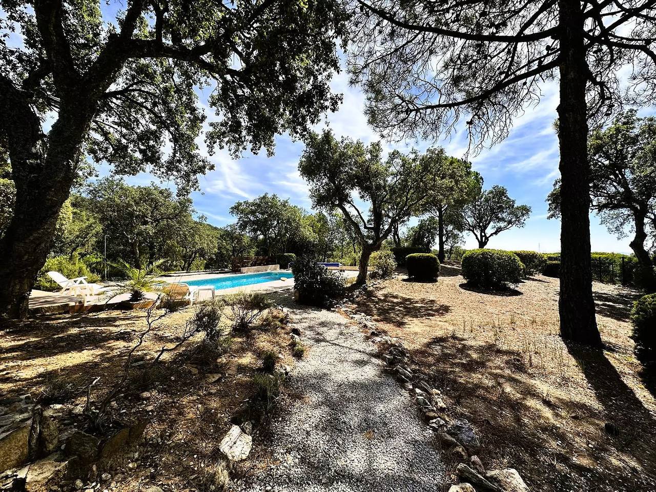 Villa pour 6 personnes avec piscine et jardin vue mer à La Londe-Les-Maures in La Londe-les-Maures, Parc national de Port-Cros