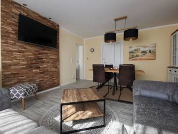 Ferienwohnung für 4 Personen, mit Garten und Balkon in Senftenberger See