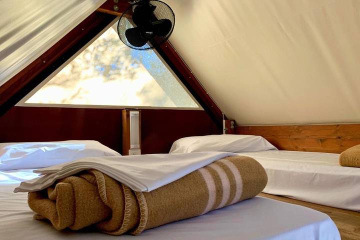Camping für 2 Personen, mit Terrasse und Garten sowie Pool in Kampanien - 4