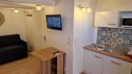 Location de vacances pour 4 personnes, avec balcon et vue dans Plage Lydia