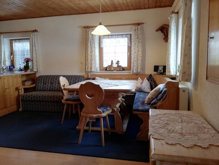Ganze Ferienwohnung, Appartement/Fewo, Dusche, Wc, 1 Wohn-Schlafraum in Seeg, Bayerisch Schwaben