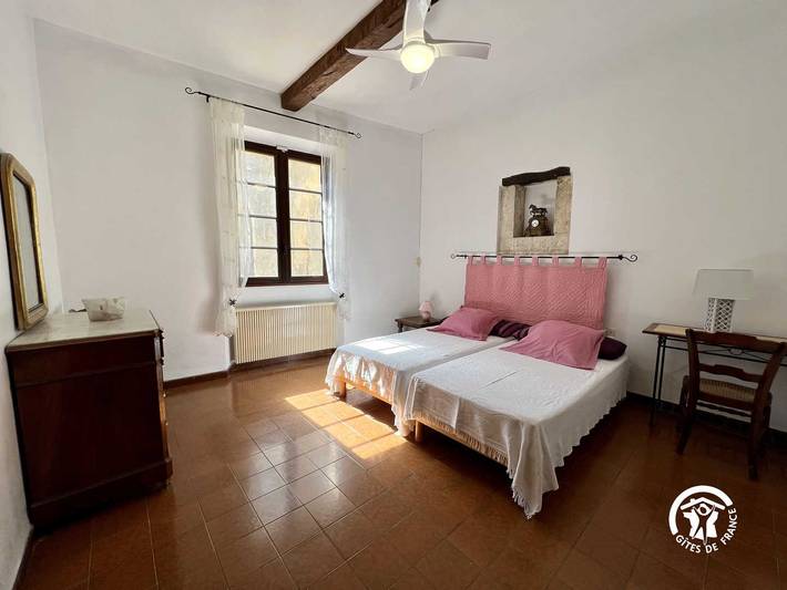 Gîte pour 6 personnes, avec jardin, animaux acceptés à Roquefort-des-Corbières - 3