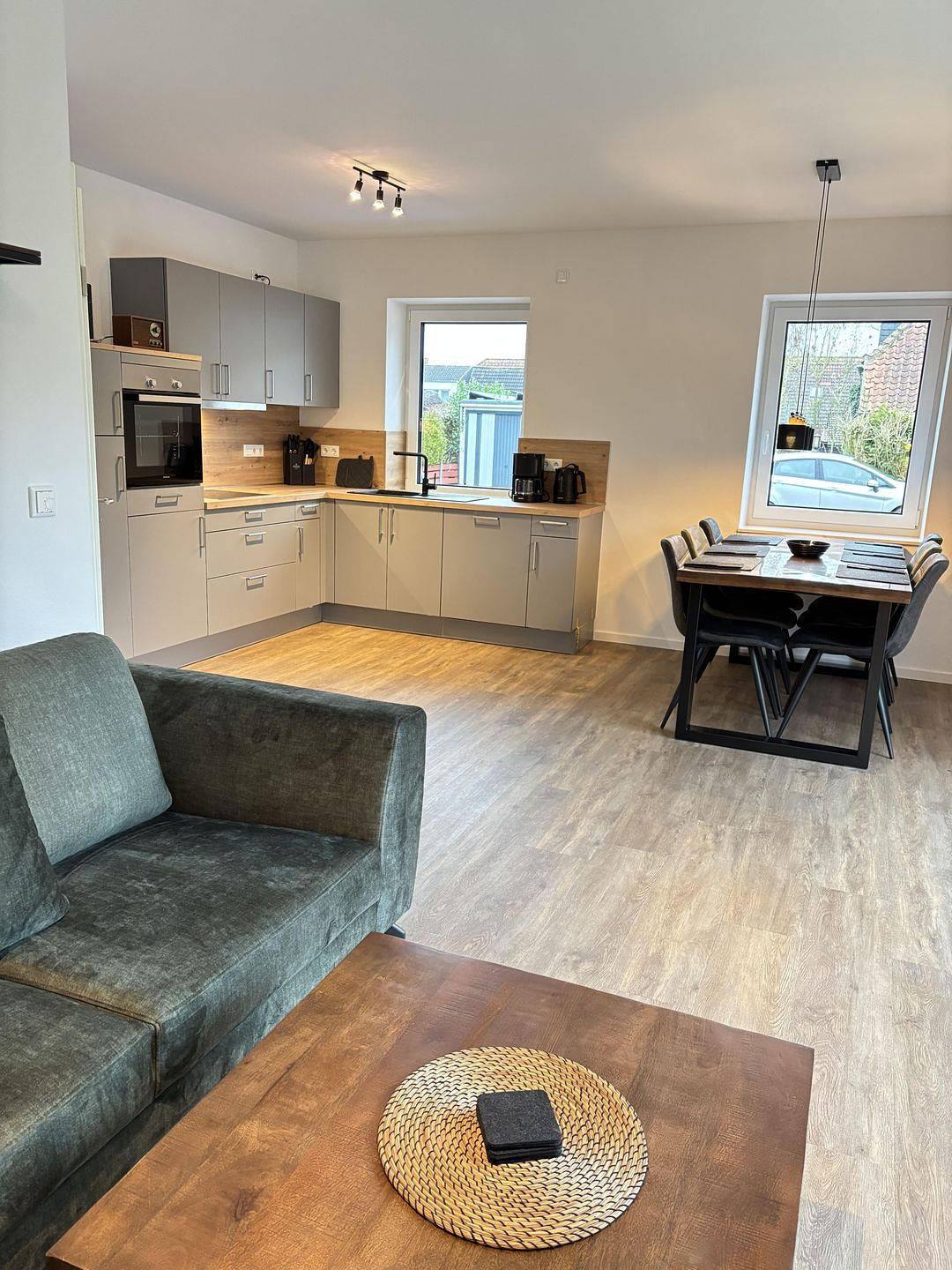 Neubau-Ferienhaus in Emden mit moderner Einrichtung für bis zu 6 Personen in Emden, Nordseeküste