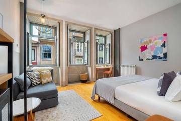 Villa für 36 Personen in Historische Stadt Porto, Porto, Bild 3