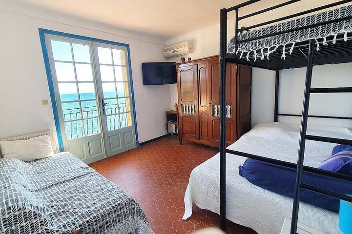 Gîte pour 4 personnes, avec balcon et jardin dans Plage D Aigue Bonne - 3