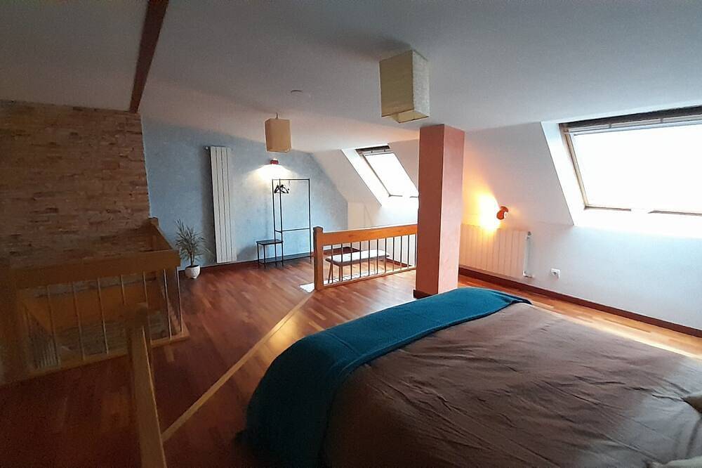 Entire apartment, Ameli House by Peca in Silleda, Pontevedra Province