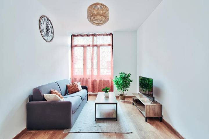 Gîte pour 6 personnes à Rive-de-Gier - 4